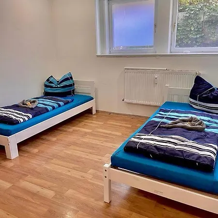 Apartamento Monteurwohnung, 2 Parkplaetze, Flexible Anreise,internet, Lage